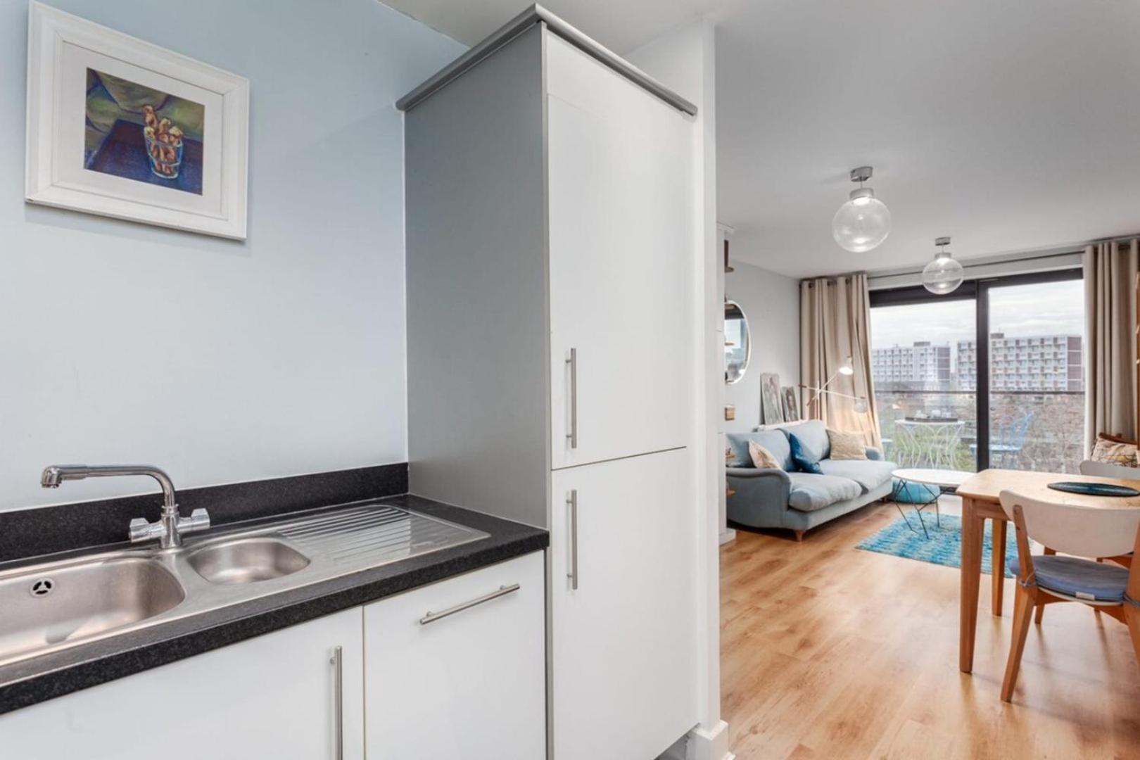Bright And Stylish Kennington Gem Apartment London Exterior photo
