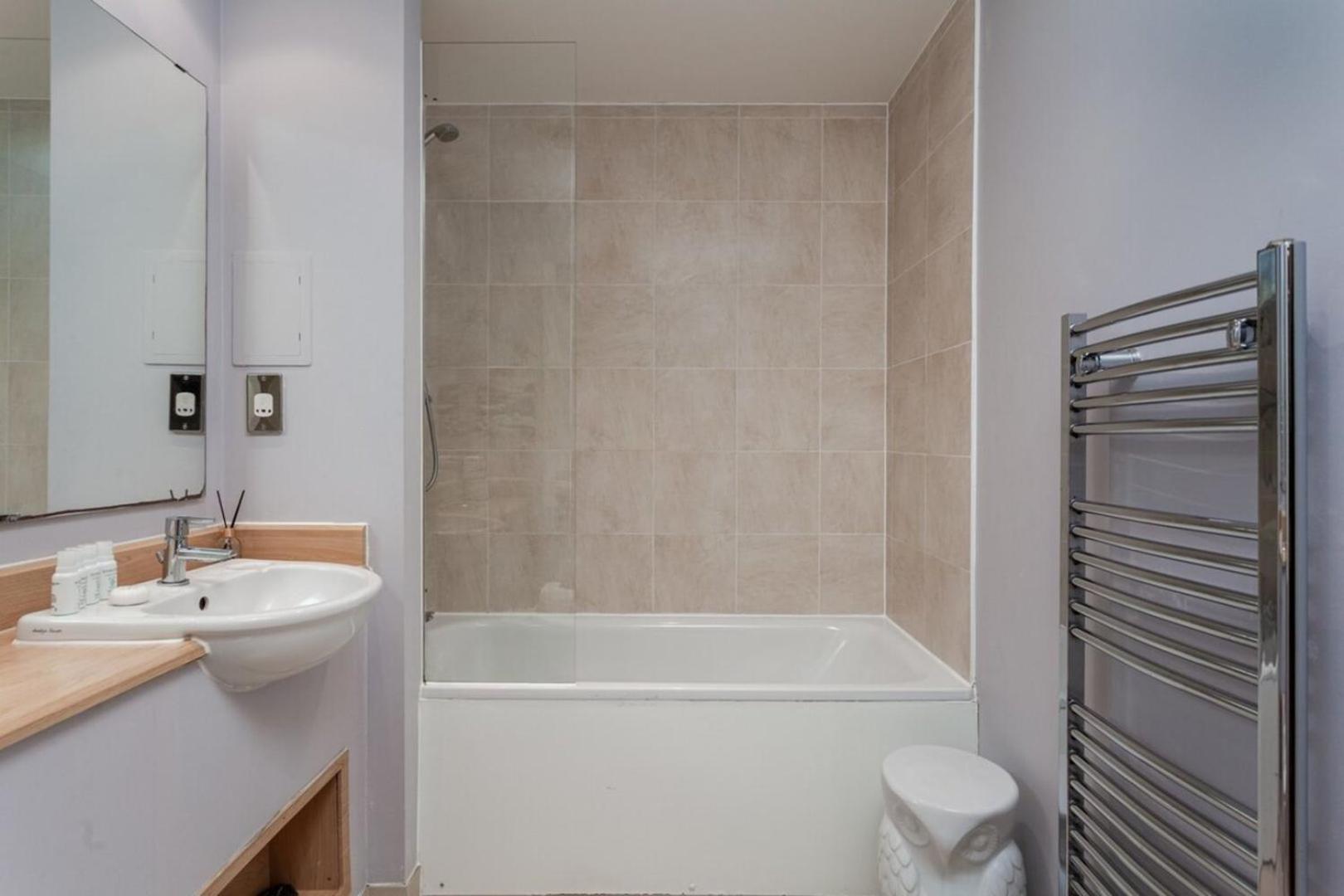 Bright And Stylish Kennington Gem Apartment London Exterior photo